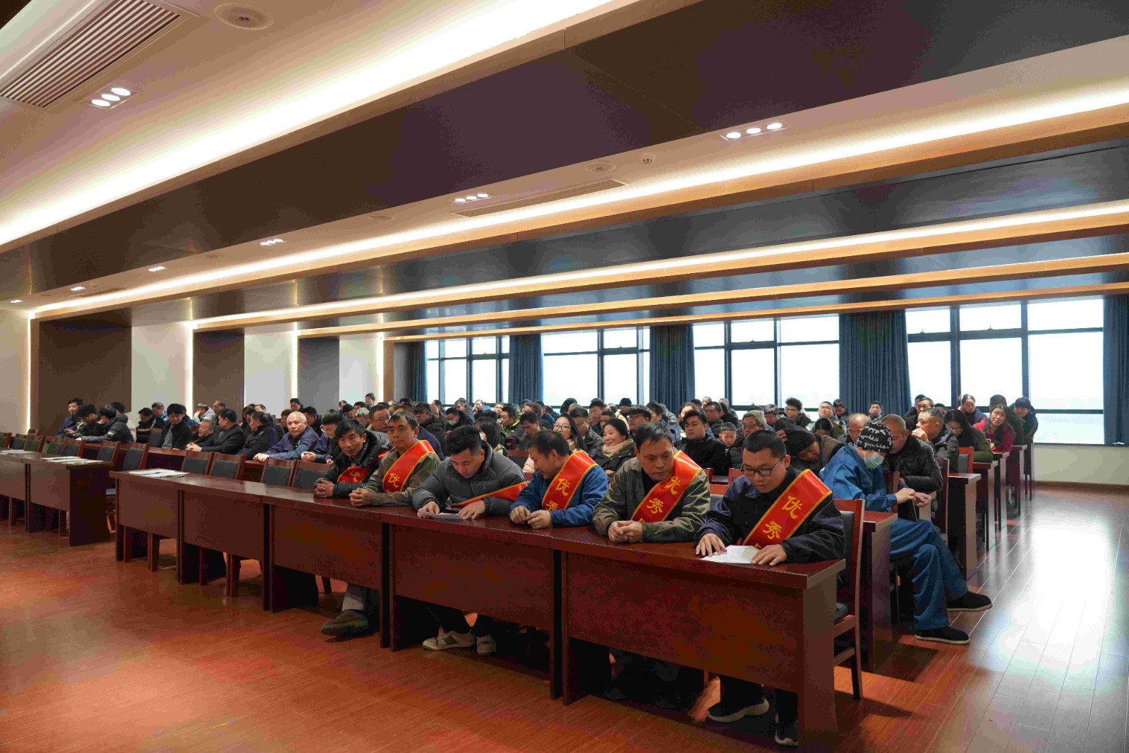 1706665372753279.jpg 2.jpg