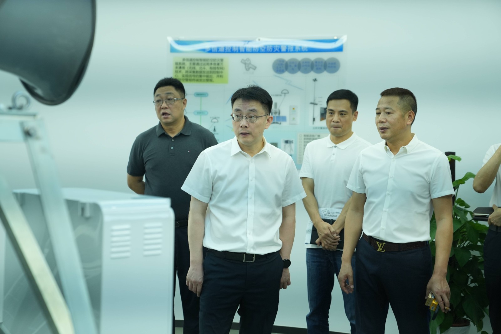 1723098632234413.jpg 3(1).jpg