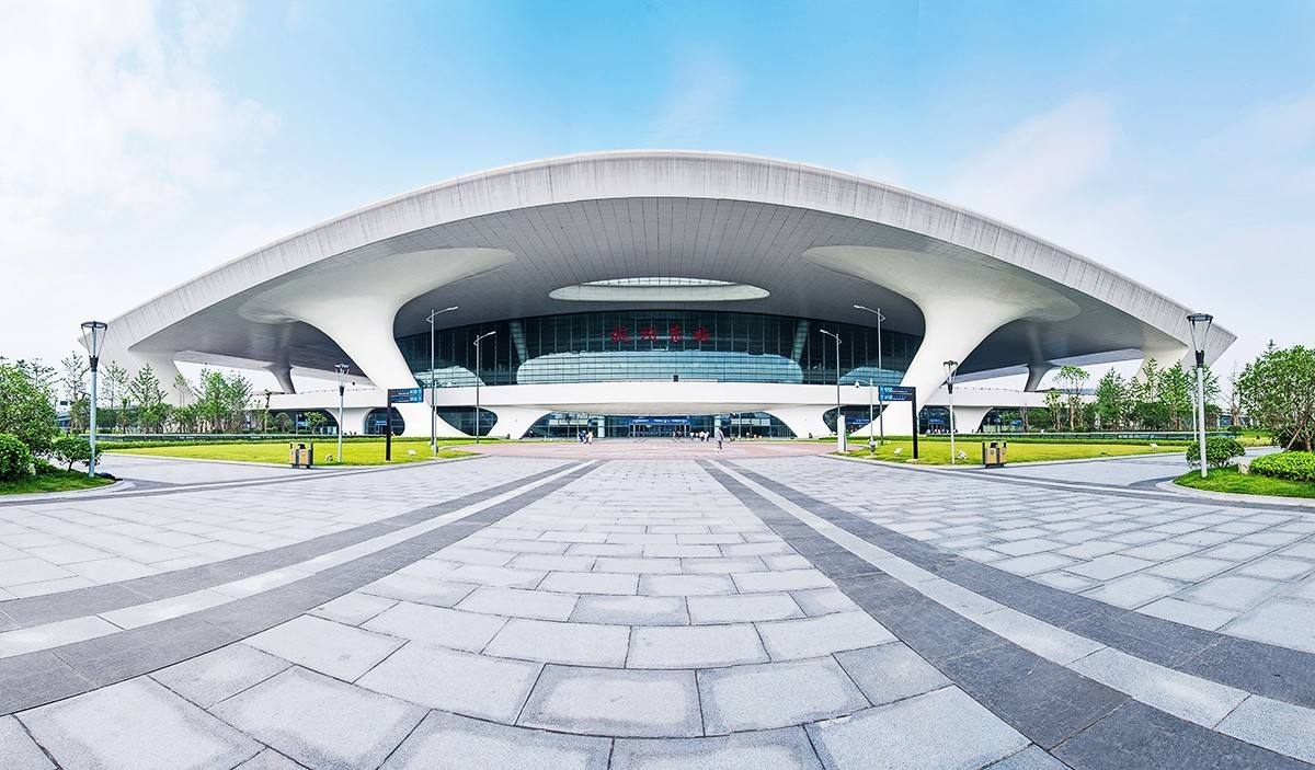 美女被吸乳羞羞白丝69xx