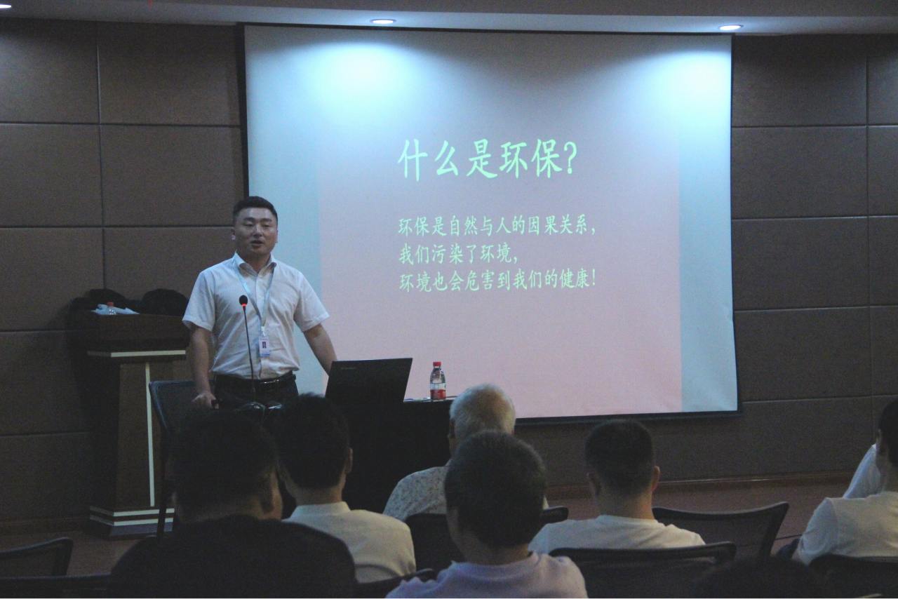 美女被吸乳羞羞白丝69xx