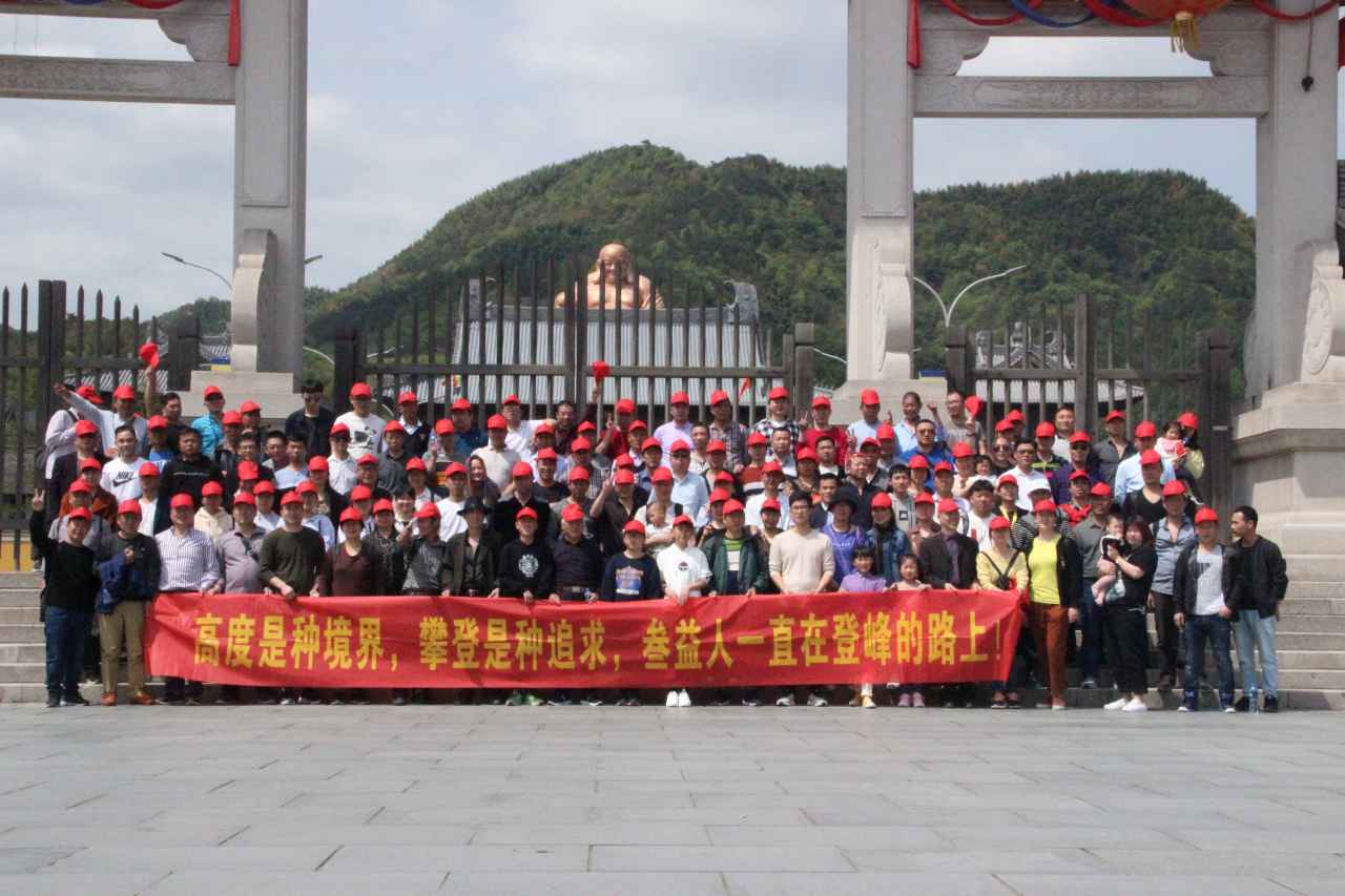 美女被吸乳羞羞白丝69xx