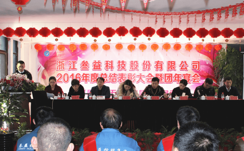 美女被吸乳羞羞白丝69xx