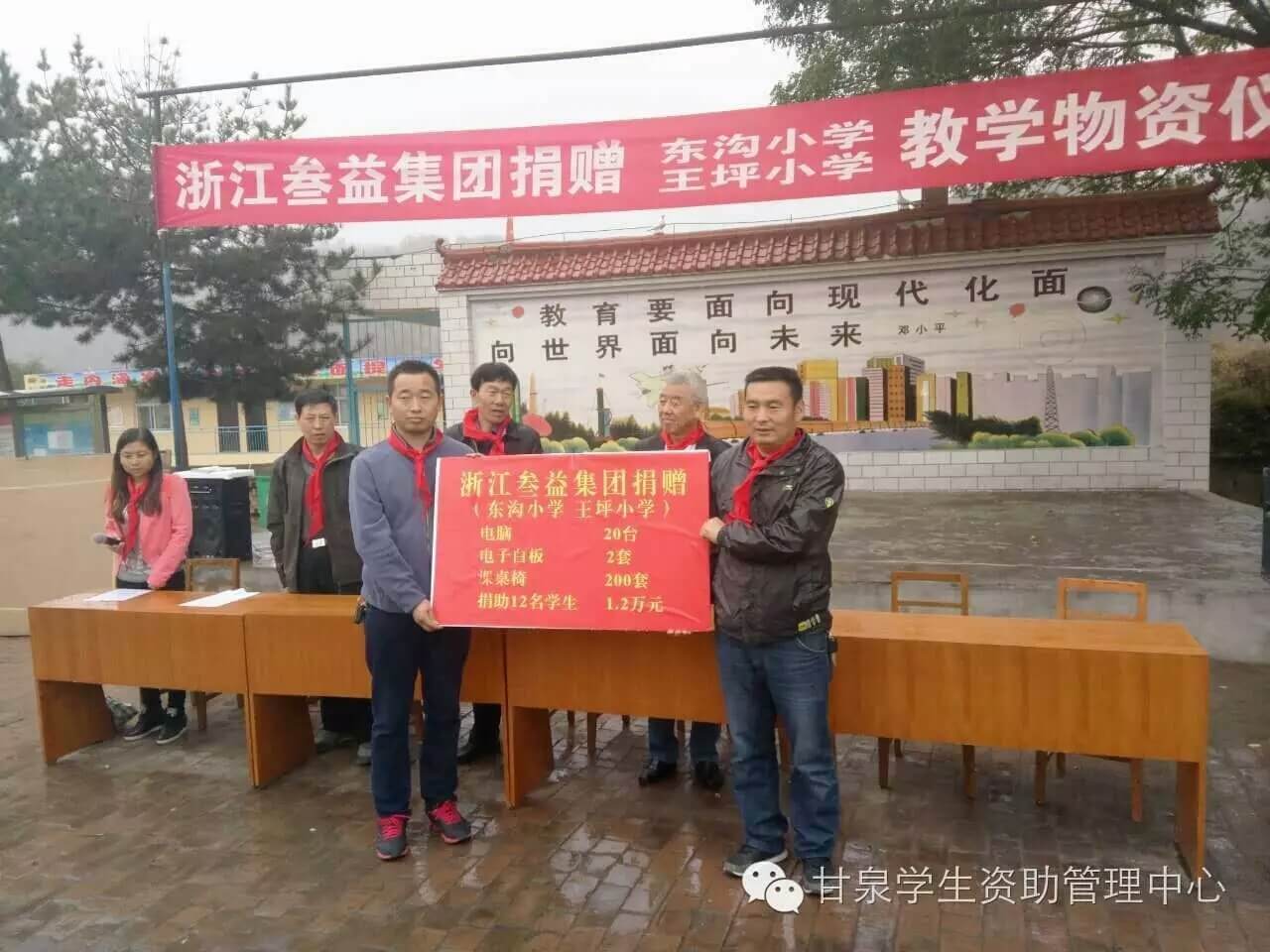 美女被吸乳羞羞白丝69xx