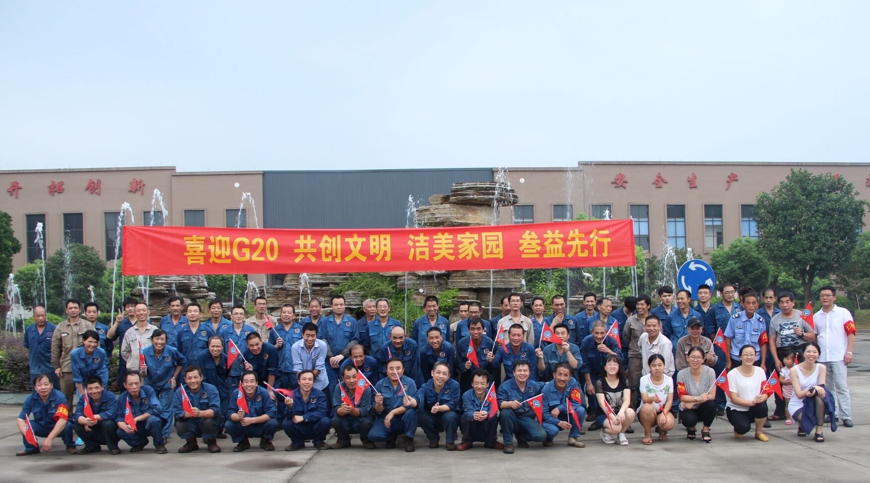 美女被吸乳羞羞白丝69xx