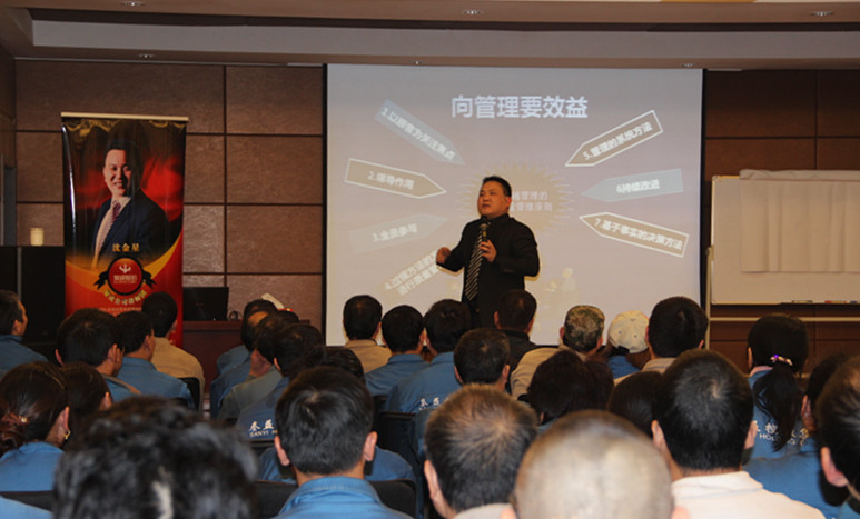 美女被吸乳羞羞白丝69xx