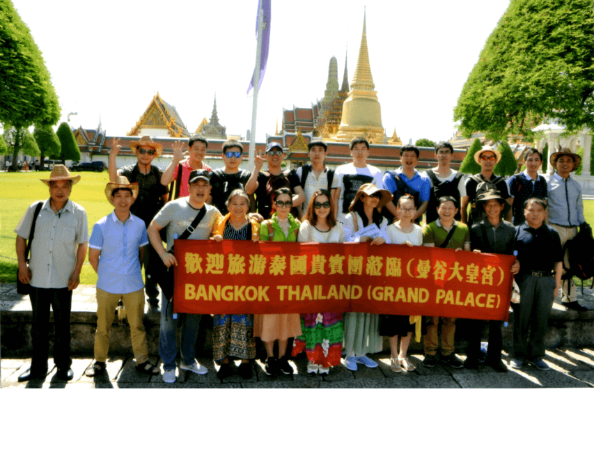 美女被吸乳羞羞白丝69xx