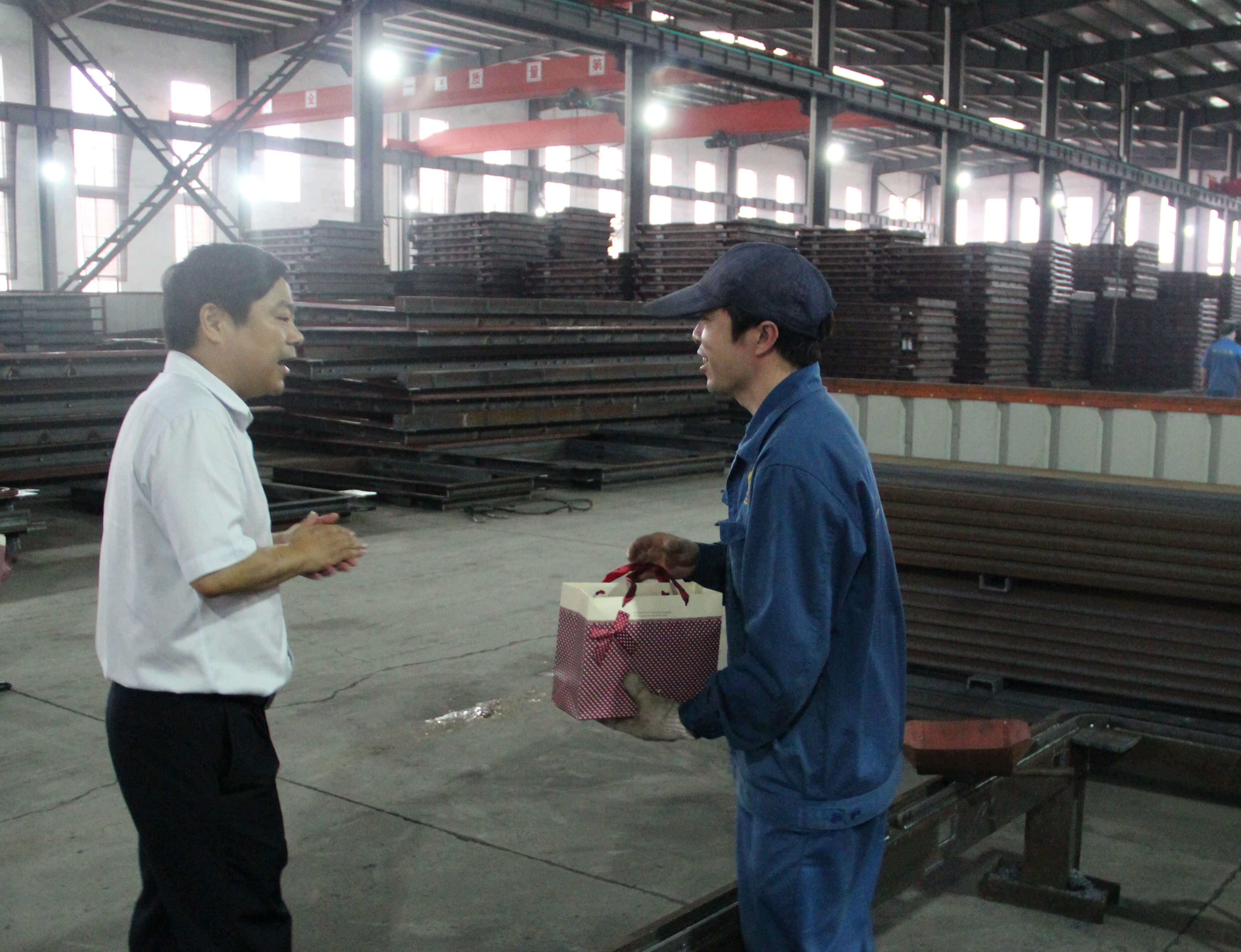 美女被吸乳羞羞白丝69xx