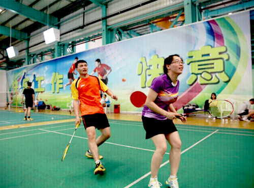 美女被吸乳羞羞白丝69xx