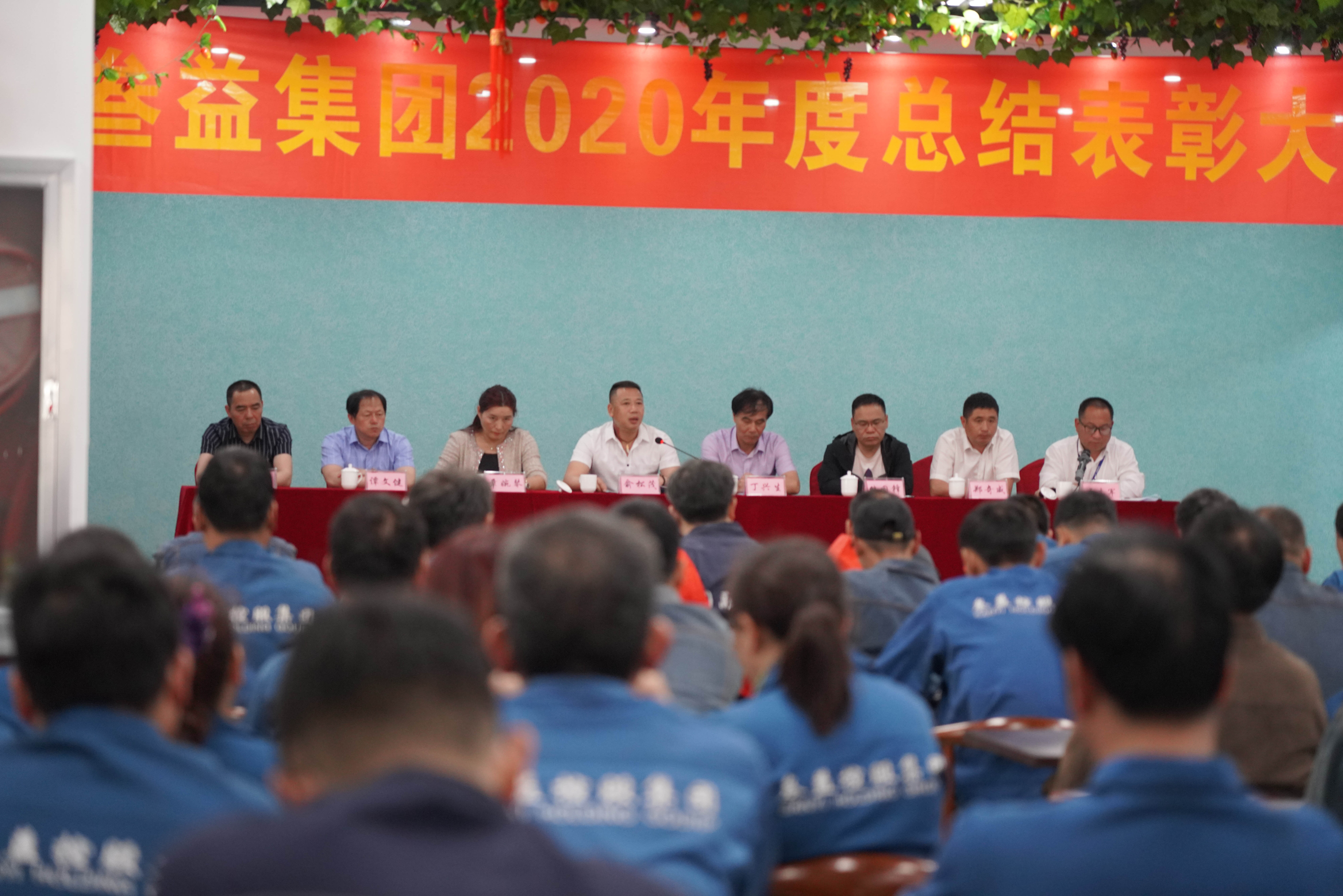 美女被吸乳羞羞白丝69xx