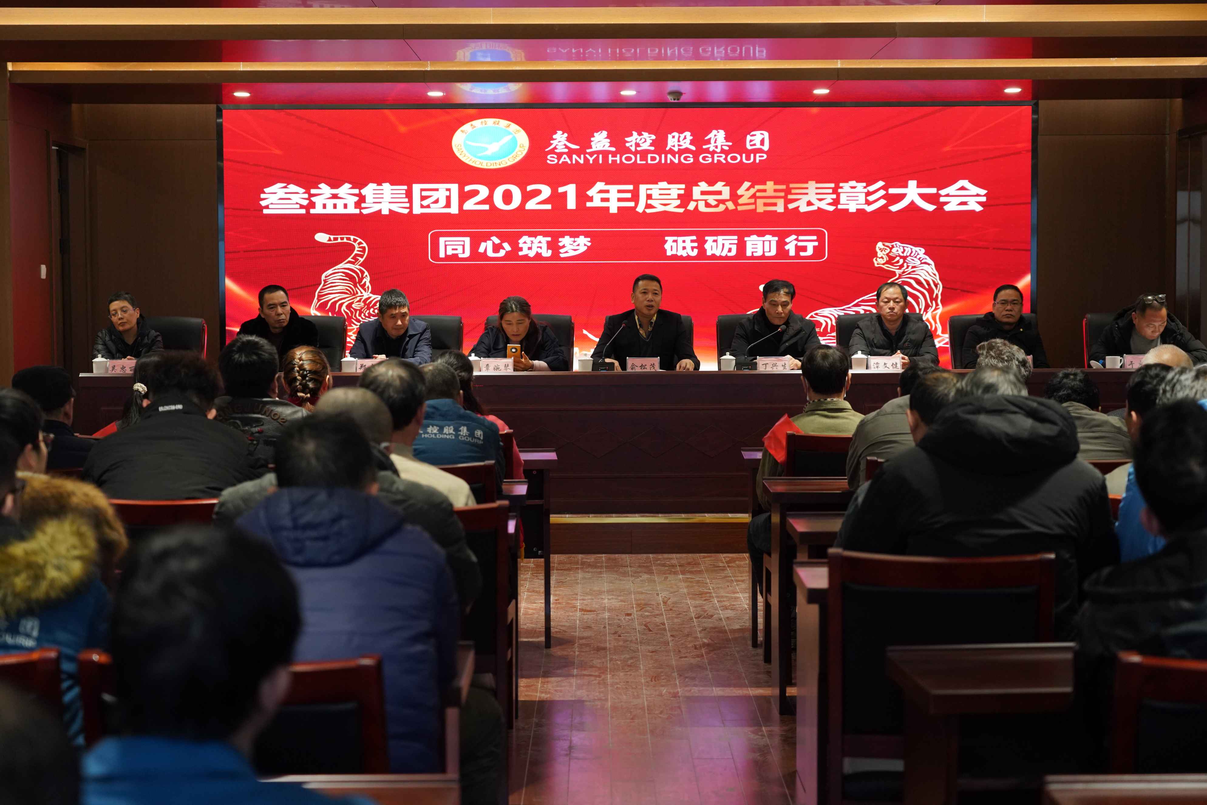 美女被吸乳羞羞白丝69xx